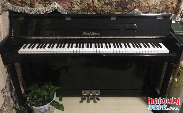 昆明專業(yè)搬鋼琴電話,鋼琴搬遷,立式鋼琴搬運(yùn)費(fèi)多少.jpg